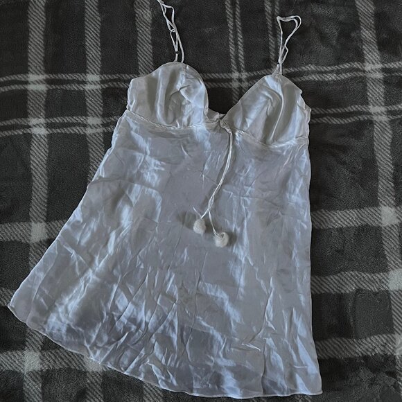 NEW White Satin Babydoll Slip – Luxurious & Lightweight ✨ - Picture 1 of 2